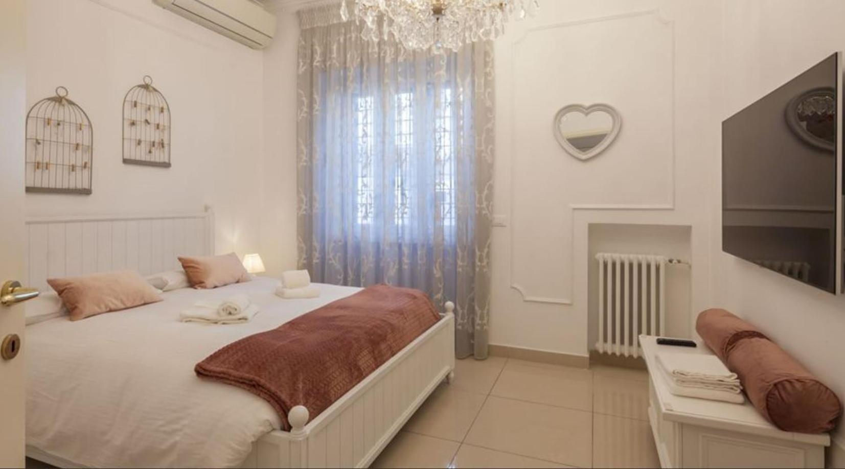 Clara'S Home Rome Exterior photo